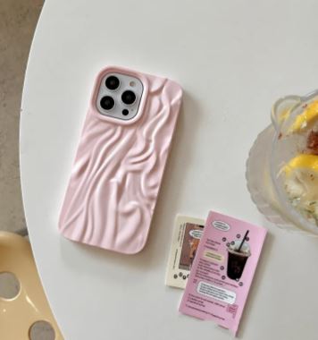 The Pearl — Embossed Wave Case