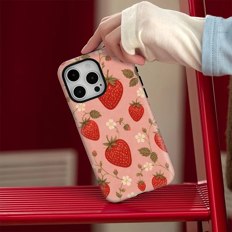 The Berry — Strawberry Daisy Case
